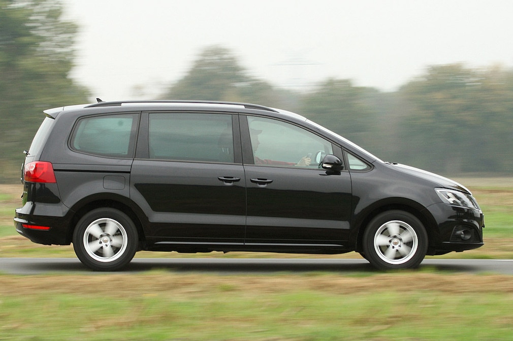 VW Sharan II und Seat Alhambra II im Gebrauchtwagen-Test - AUTO BILD