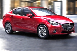 Mazda2 Sedan Stufenheck (2014)