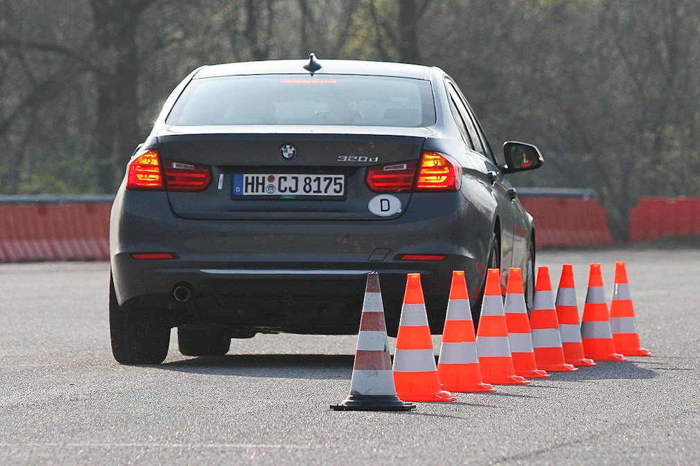 BMW 3er, Winterreifen-Test: Bremsen auf trockener Strecke