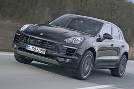 Porsche Macan S Jet Black