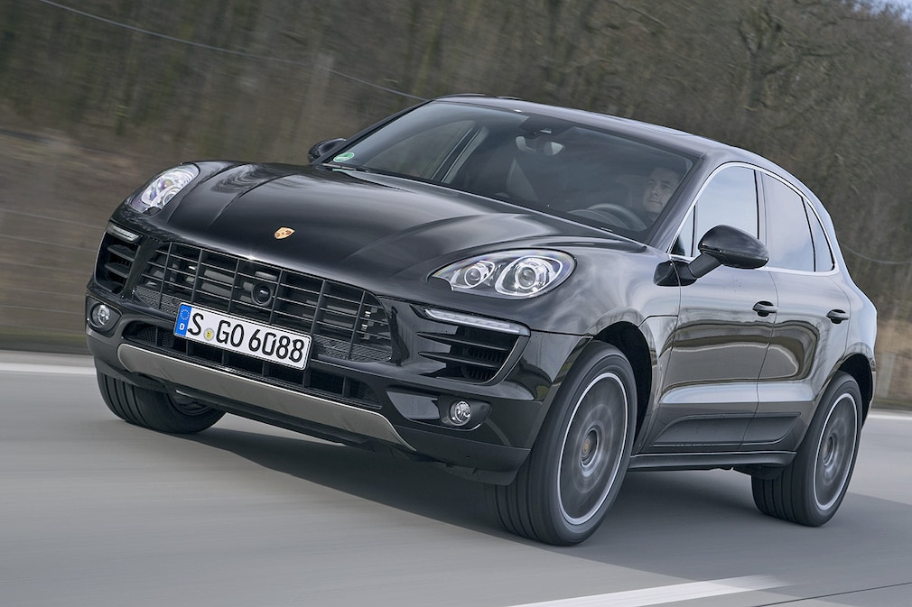 Porsche Macan S Jet Black