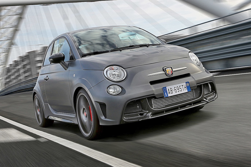 Abarth 695 Biposto