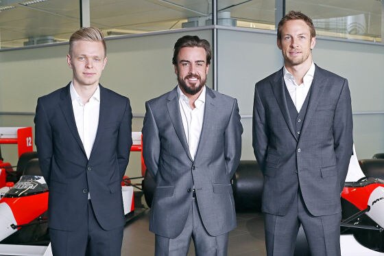 Kevin Magnussen, Fernado Alonso und Jenson Button (v.l.)