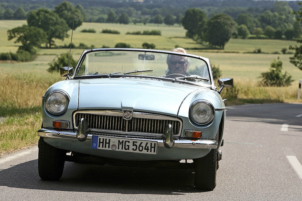 MG B 1800 MG B 1800