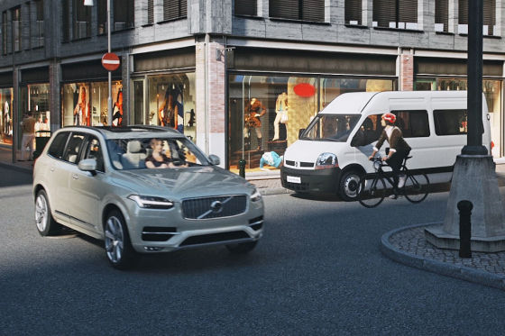 Fahrradhelm und Fahrzeug miteinander vernetzt: Volvo und POC präsentieren neues Sicherheitssystem