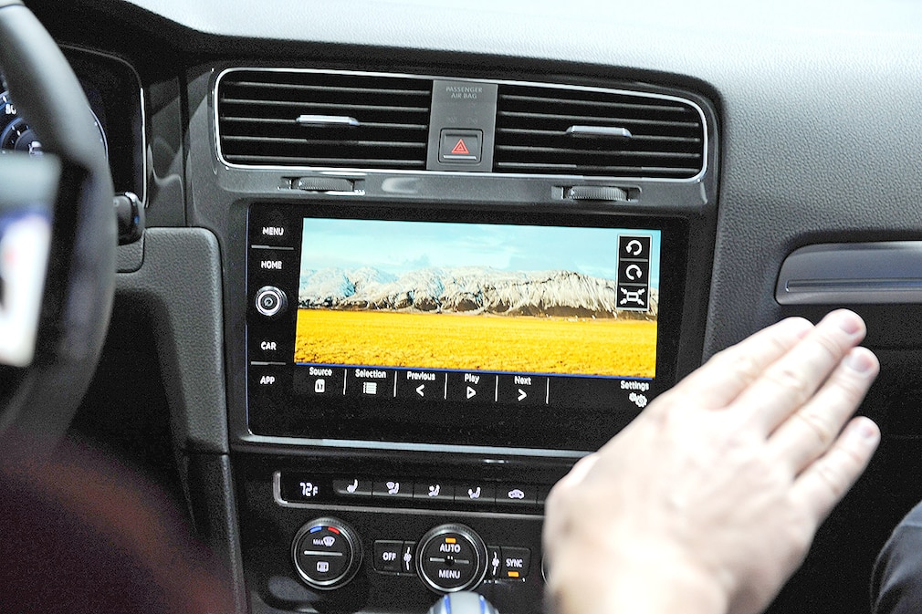 VW e-Golf Touch