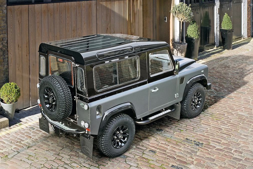 Land Rover Final Edition Autobiography