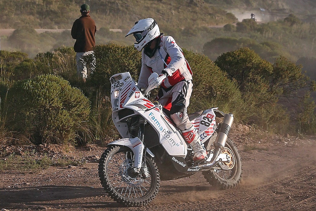 Polish rider Michal Hernik dies in the Rally Dakar