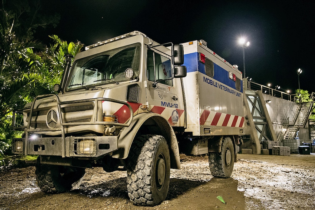 Der Mercedes-Benz Unimog am Set von Jurassic World