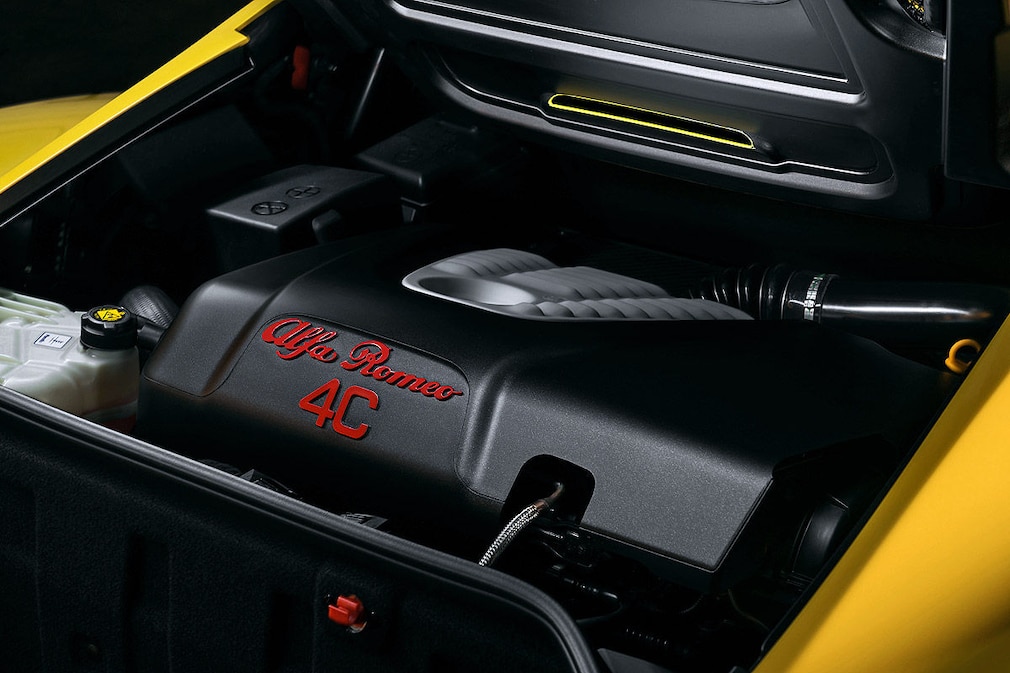 Alfa 4C Spider Motor