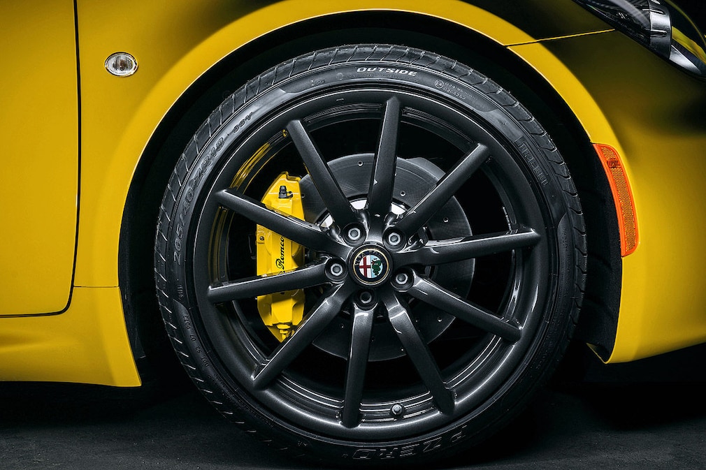 Alfa 4C Spider Reifen