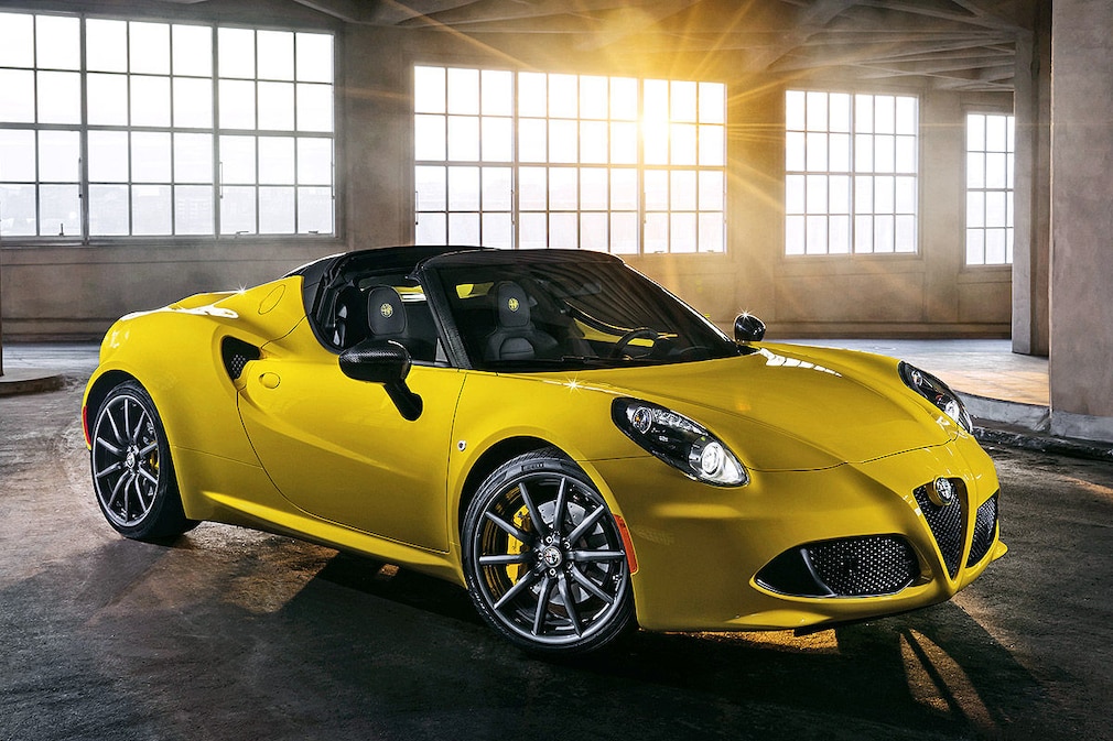 Alfa 4C Spider gelb