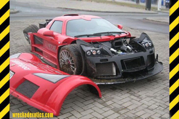 Supercar Crash Gumpert Apollo Supercar Crash Gumpert Apollo