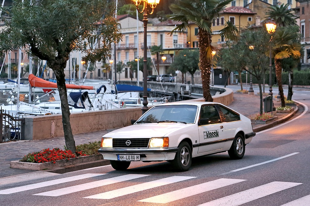 Opel Monza