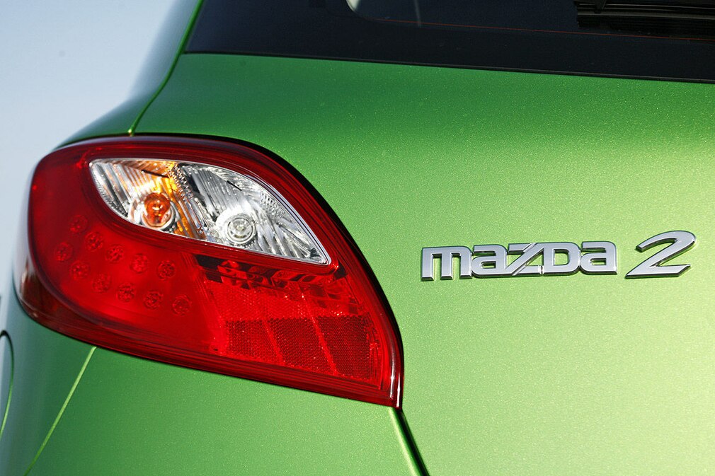 Mazda2