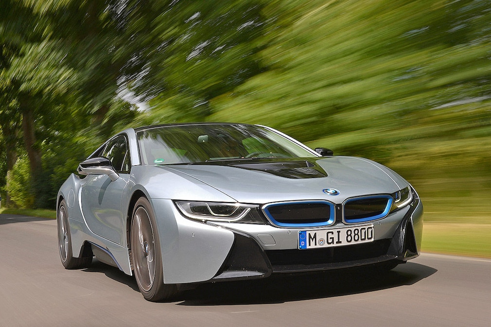 BMW i8