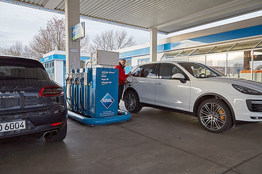 Porsche Cayenne Porsche Macan