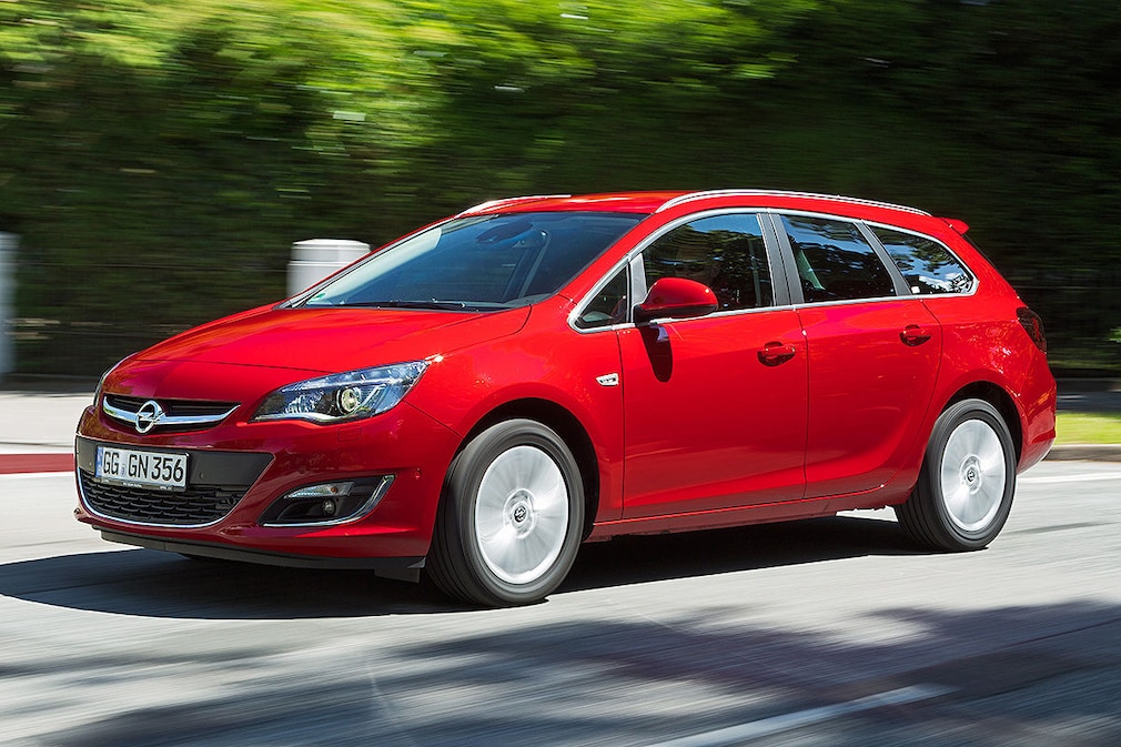 Kombi-Vergleich: Opel Astra Sports Tourer
