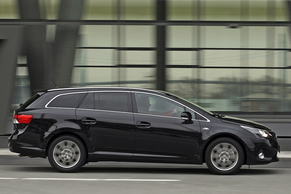 Kombi-Vergleich: Toyota Avensis Combi