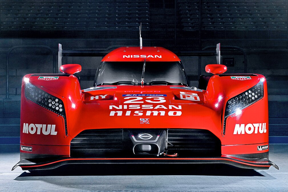 Nissan GT-R LM NISMO LE MANS RENNWAGEN