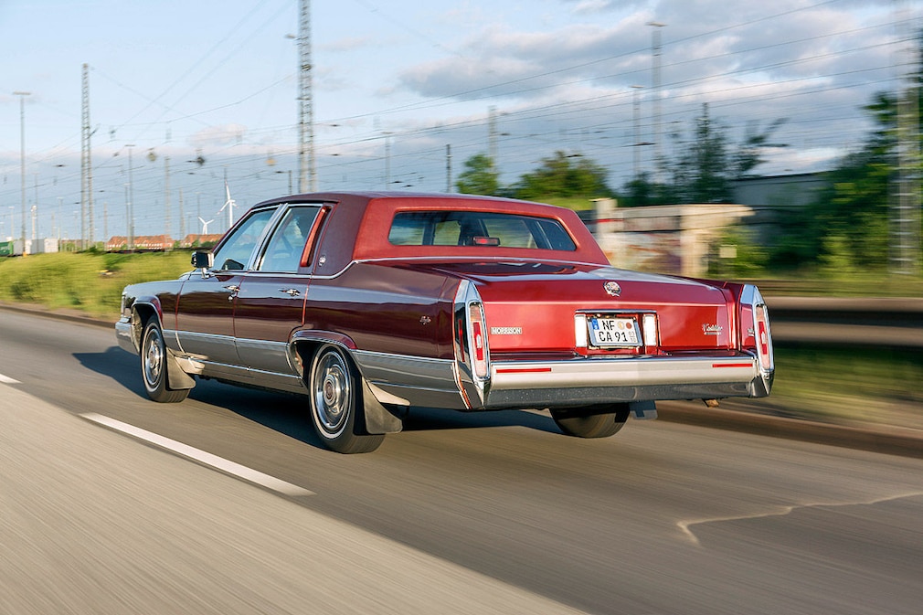 Cadillac Brougham