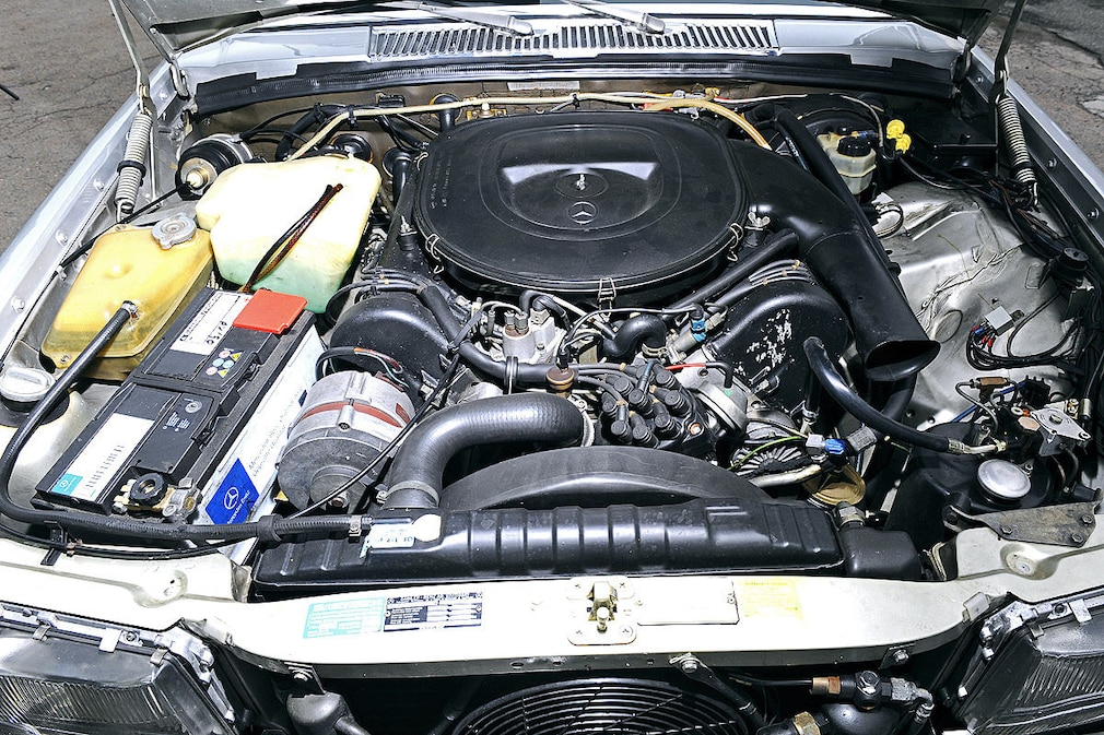 Mercedes 450 SEL 6.9 (1976)