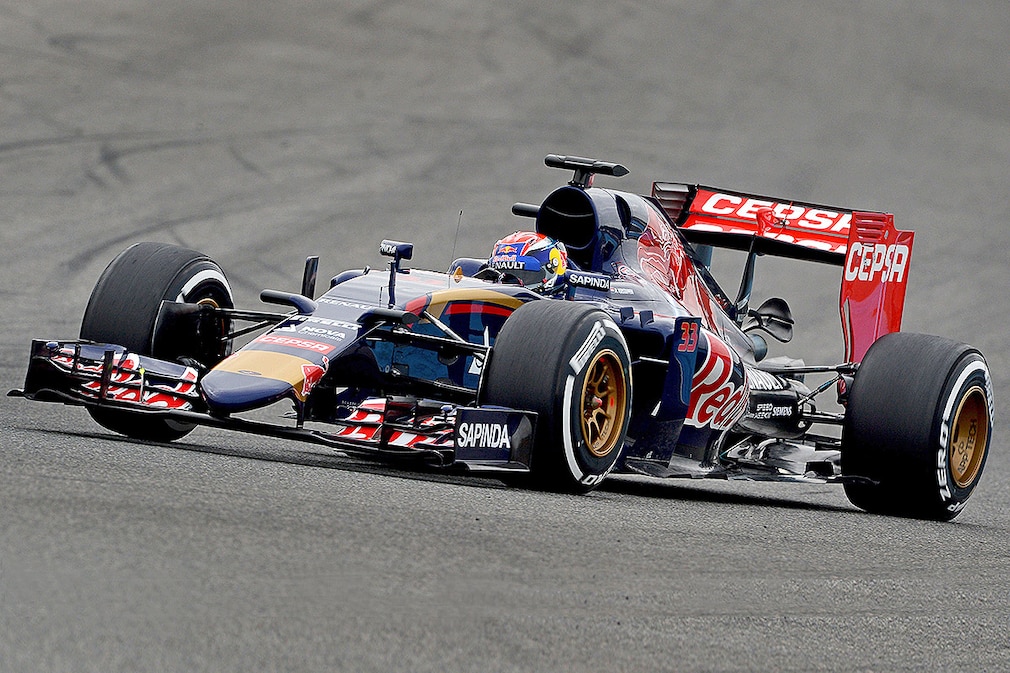 Dutch Formula One driver Max Verstappen of Scuderia Toro Rosso steers his new STR10 during a training session for the upcoming Formula One season at the Jerez racetrack in Jerez de la Frontera, Southern Spain, 02 February 2015.