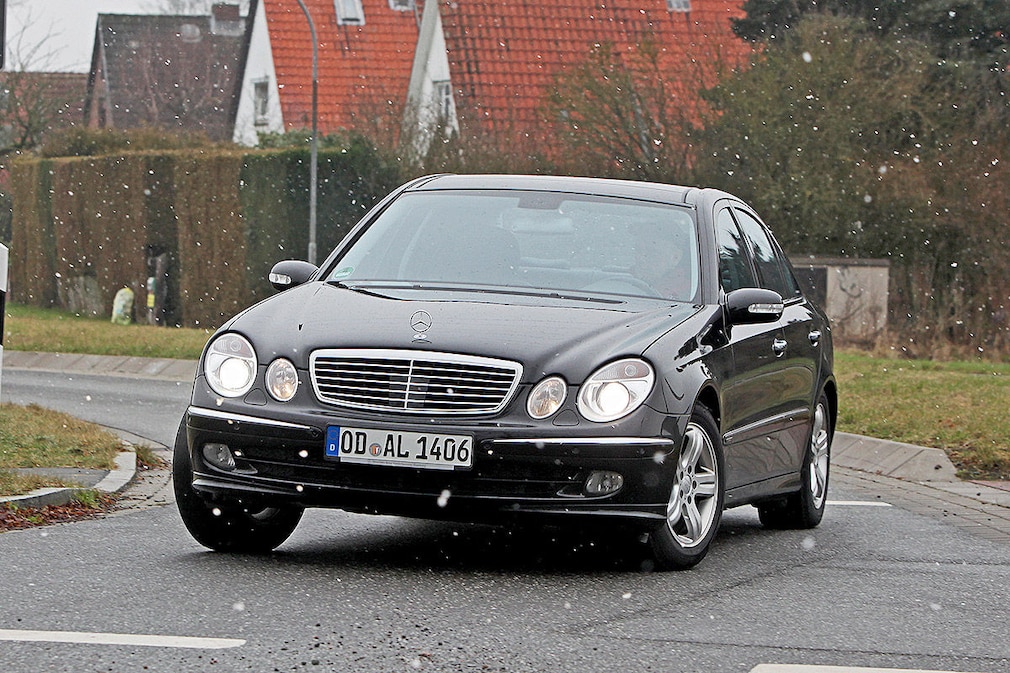 Mercedes E 320