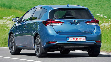 Toyota auris e180