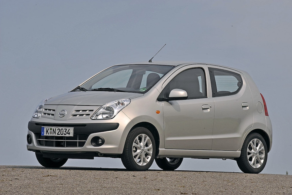 Nissan Pixo