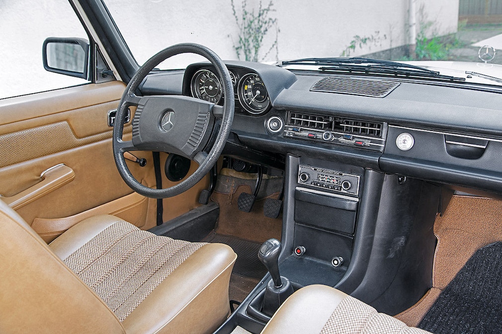Mercedes 200/8