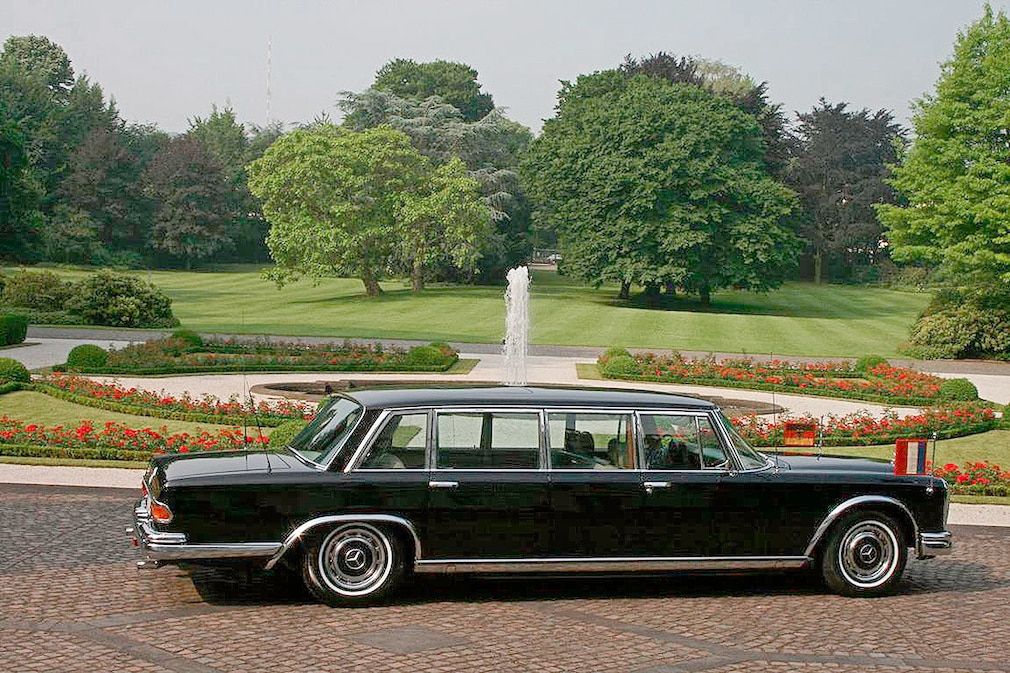 Mercedes Pullman 600