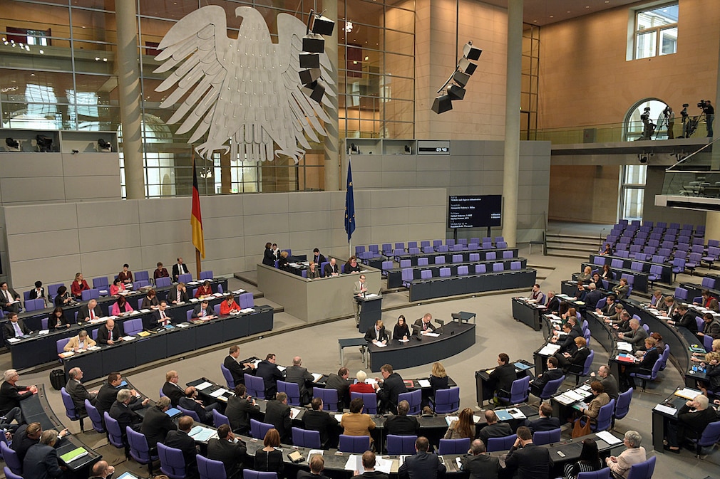 Alexander Dobrindt im Bundestag
