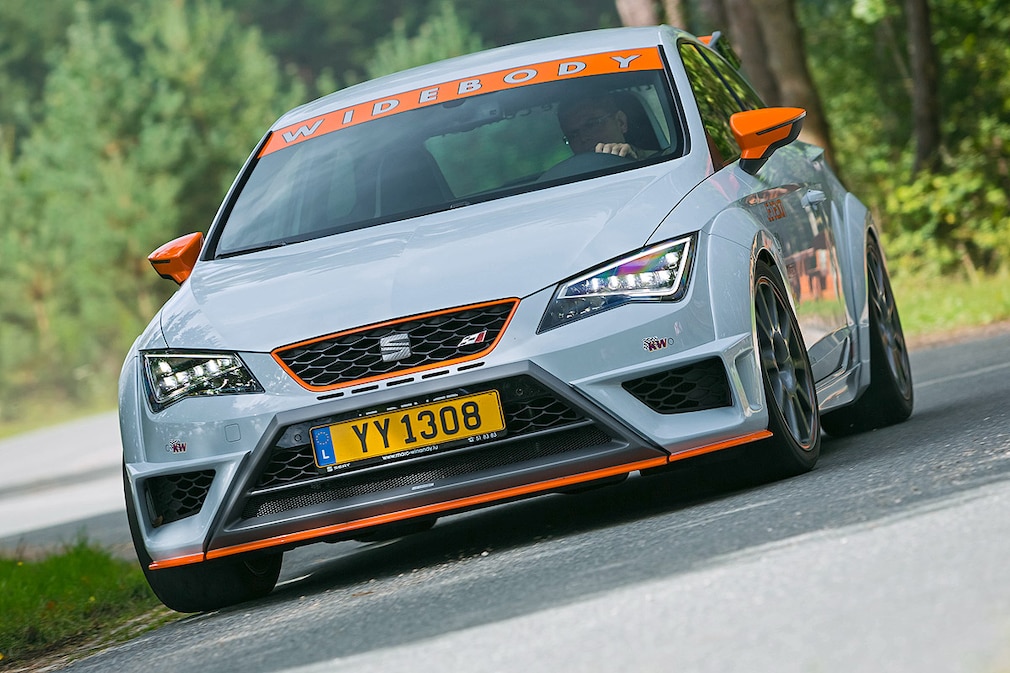 JE Design Leon Cupra Widebody Race