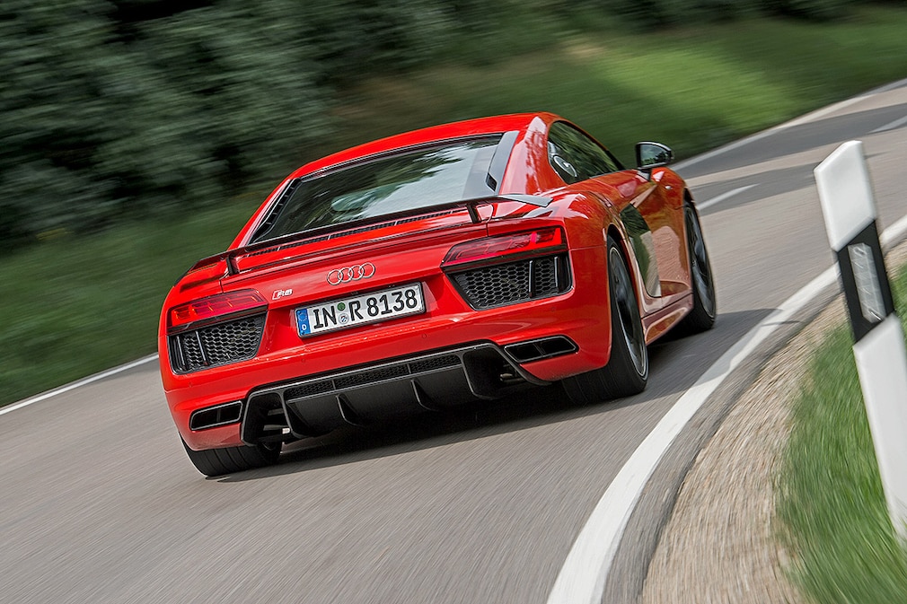 Audi R8 V10 Plus