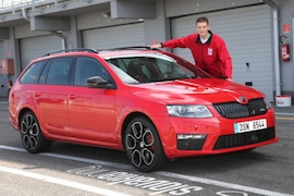 Skoda Octavia RS 230