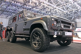 Land Rover Flying Huntsman 6x6 Concept