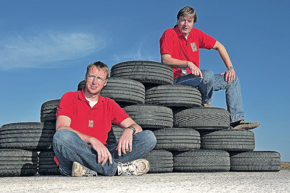 AUTO BILD-Redakteure Henning Klipp und Dierk Möller-Sonntag