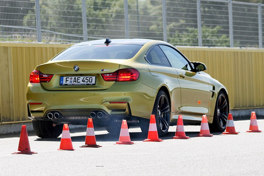 BMW M4, Sommerreifen-Test, Bremsen