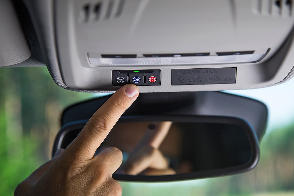 Opel Media Astra mit OnStar und IntelliLink