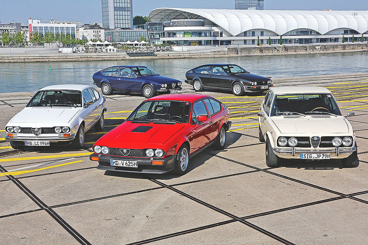 Alfa Romeo Alfetta GT 1.8 Alfa Romeo Alfetta GTV 2000 Alfa Romeo GTV 6 2.5 Alfa Romeo Alfetta GTV 2.0 Alfa Romeo Alfetta 2000 Avorio