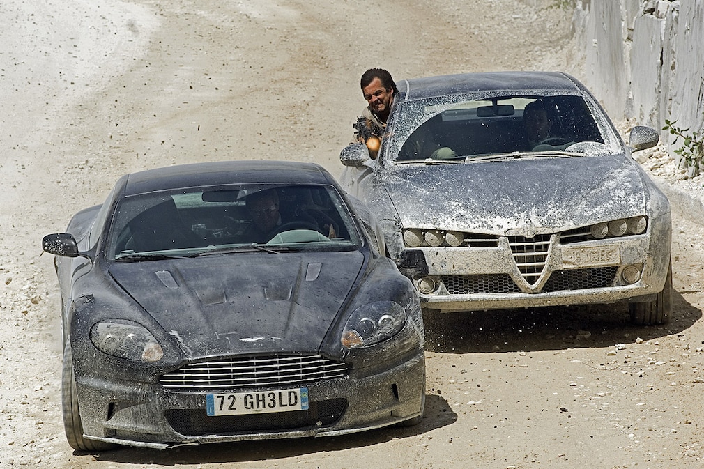 Aston Martin DBS James Bond 007 Daniel Craig Ein Quantum Trost