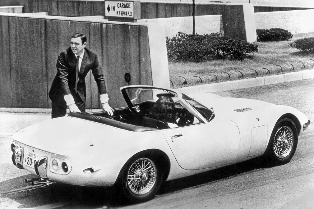 Toyota 2000 GT James Bond 007 Sean Connery Man lebt nur zweimal