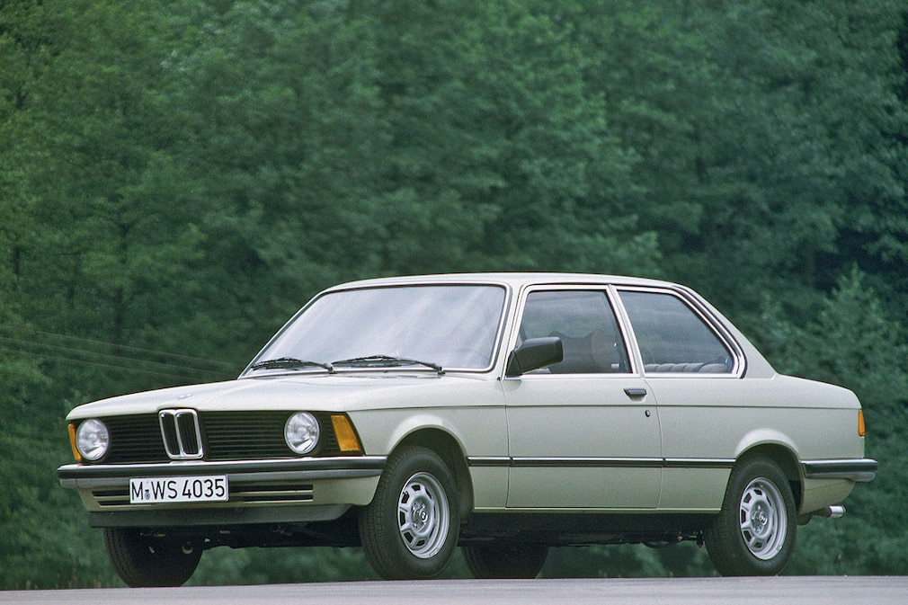 BMW 318i (E 21) { 1979 - 1983 BMW 318i (E 21) { 1979 - 1983