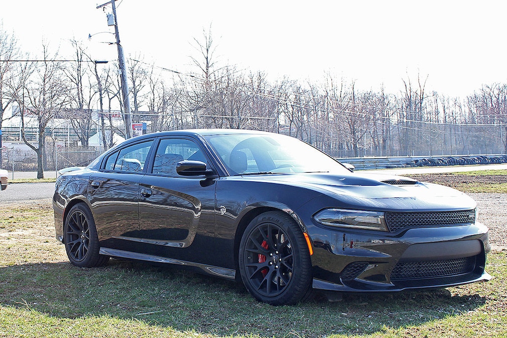 Dodge Charger SRT Hellcat