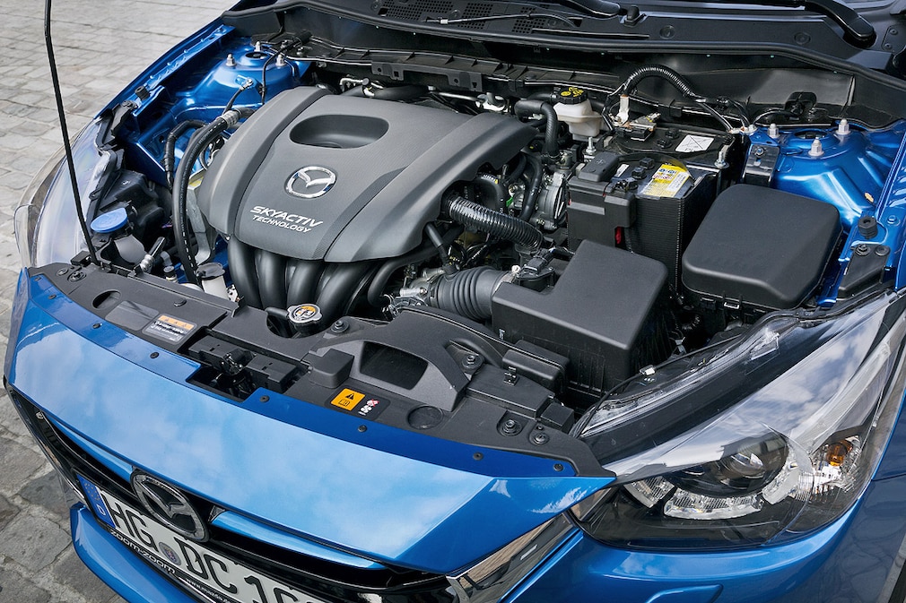 Mazda2