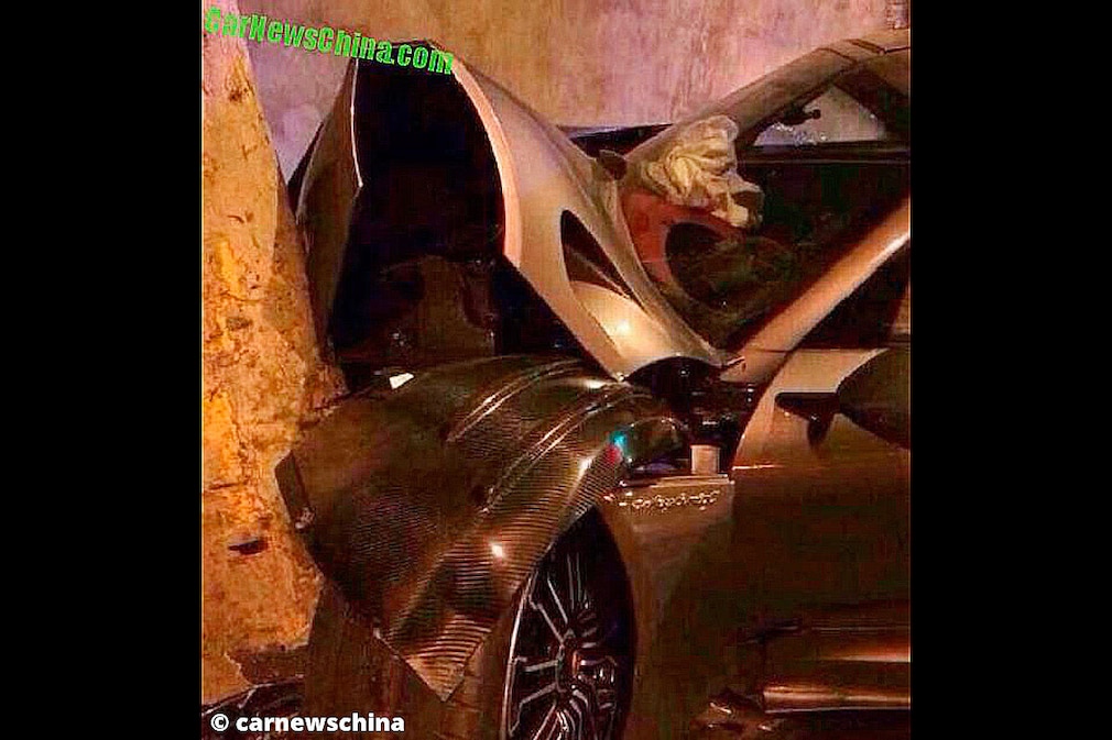 Porsche 918 Crash