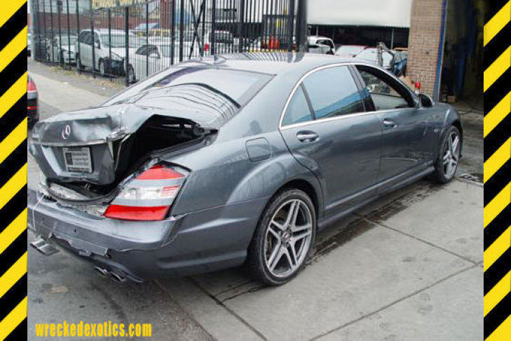 Supercar Crash Mercedes