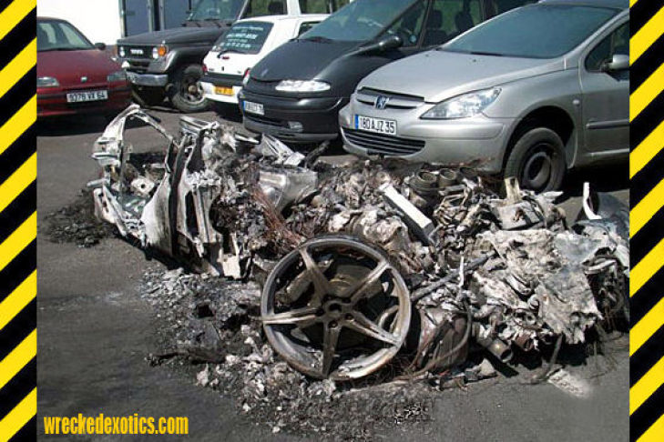 Supercar Crash Unfall Ferrari 458 Italia