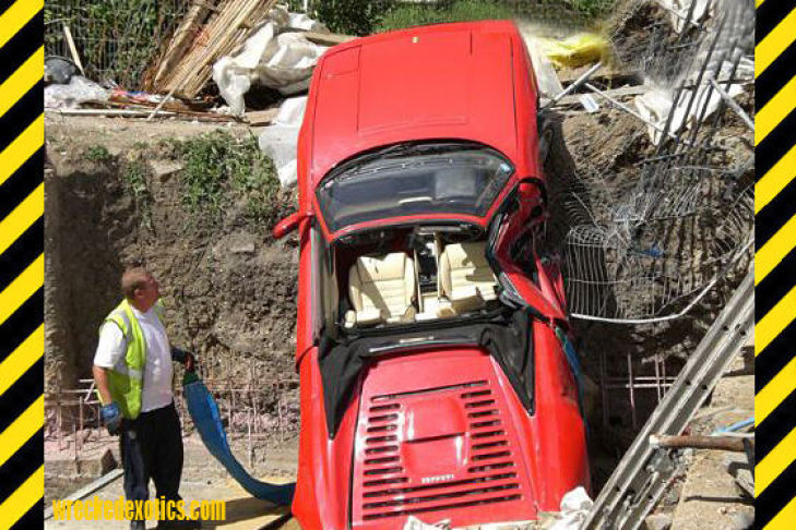 Supercar Crash Unfall Ferrari